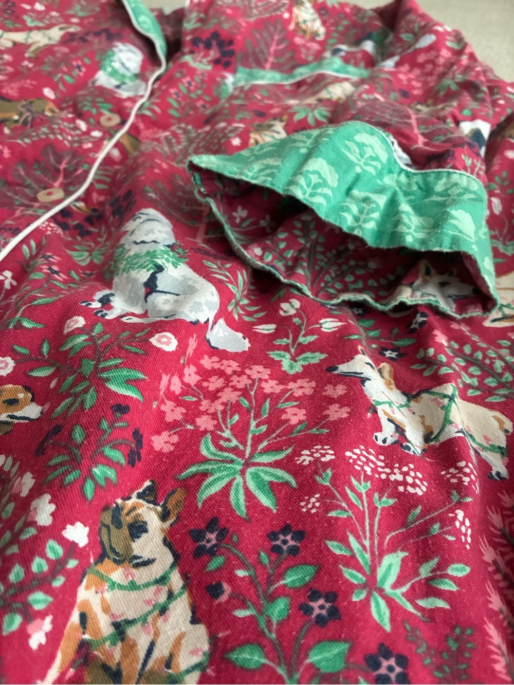PRINTFRESH Pajamas Women’s 2X Happy Howlidays Dog Christmas Print Top Only - Picture 7 of 11